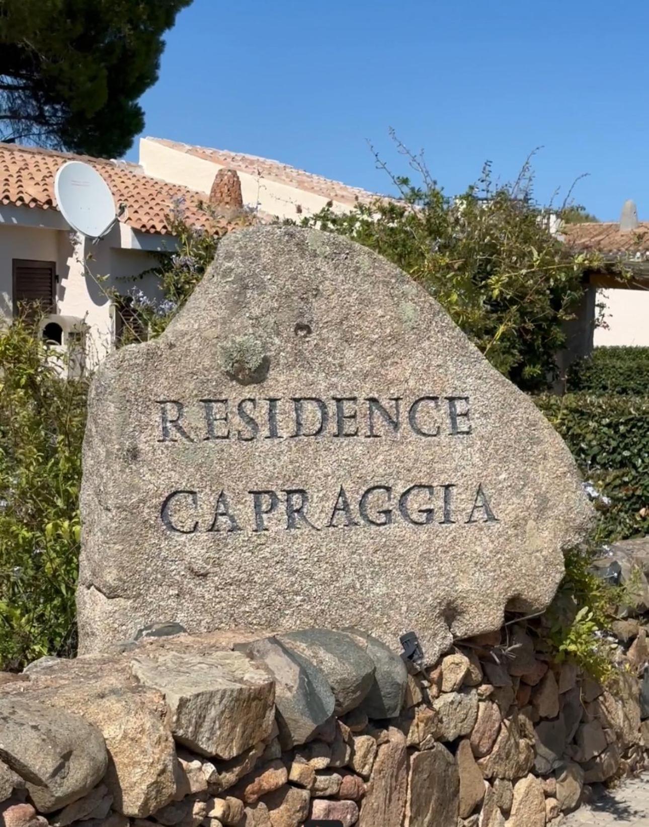 Residence Capraggia Cannigione Buitenkant foto